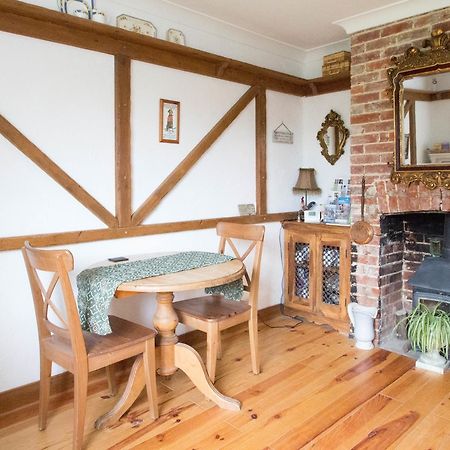 Flint Cottage Чічестер Екстер'єр фото